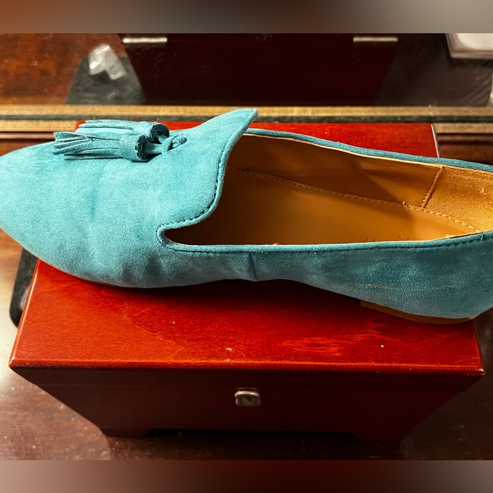 Jcrew suede tasseled smoking loafers in “deep emerald green”, worn once